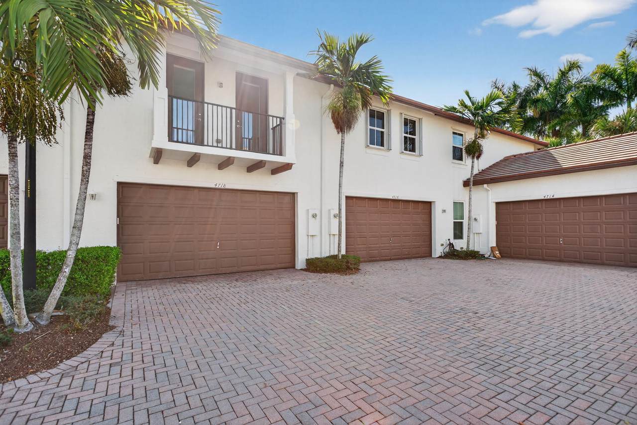 4718 Monarch Way - Photo 1