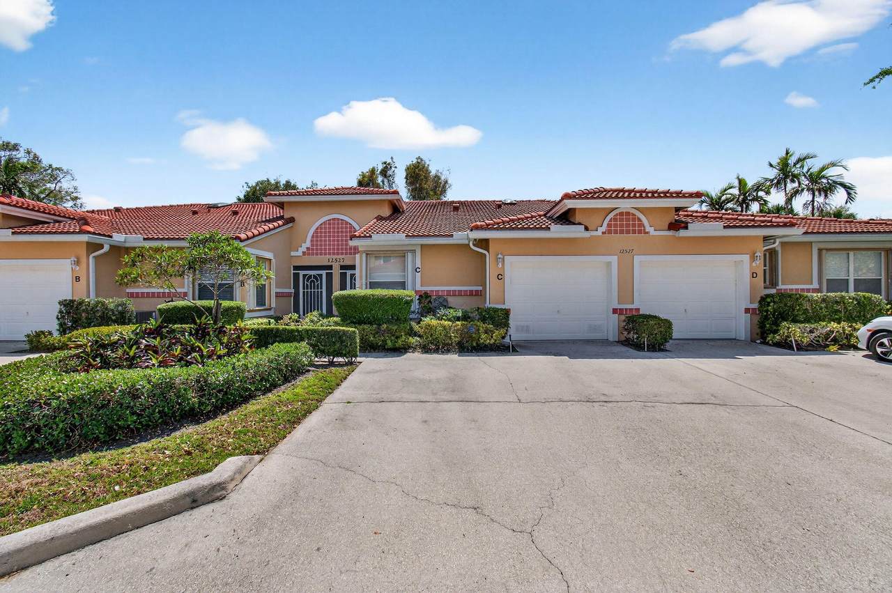 12527 Crystal Pointe Drive - Photo 1