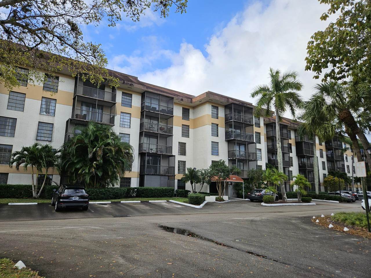 5570 44th Street - Photo 1