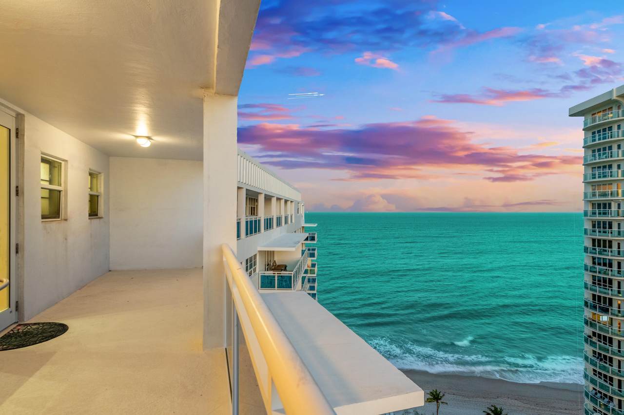https://bt-photos.global.ssl.fastly.net/beaches/1280_boomver_1_B26007330-2.jpg