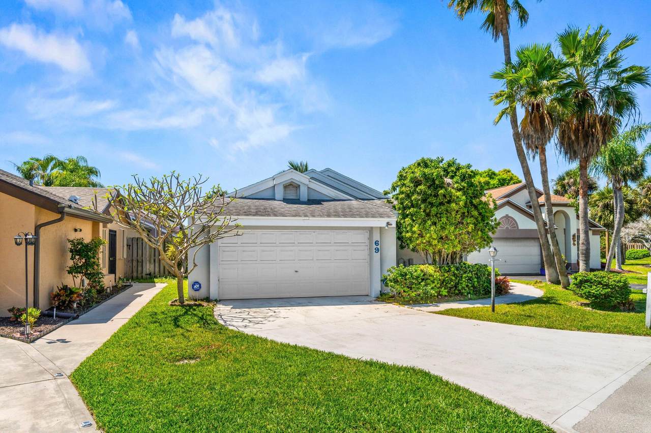 69 King Fisher Way - Photo 1