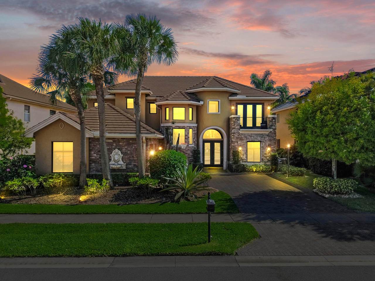 10376 Trianon Place - Photo 1