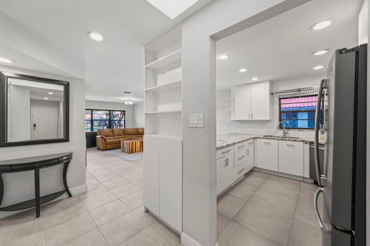 41 Bethesda Park Circle - Photo 1