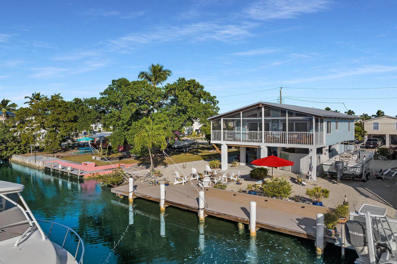 118 Snapper Creek Drive - Photo 1