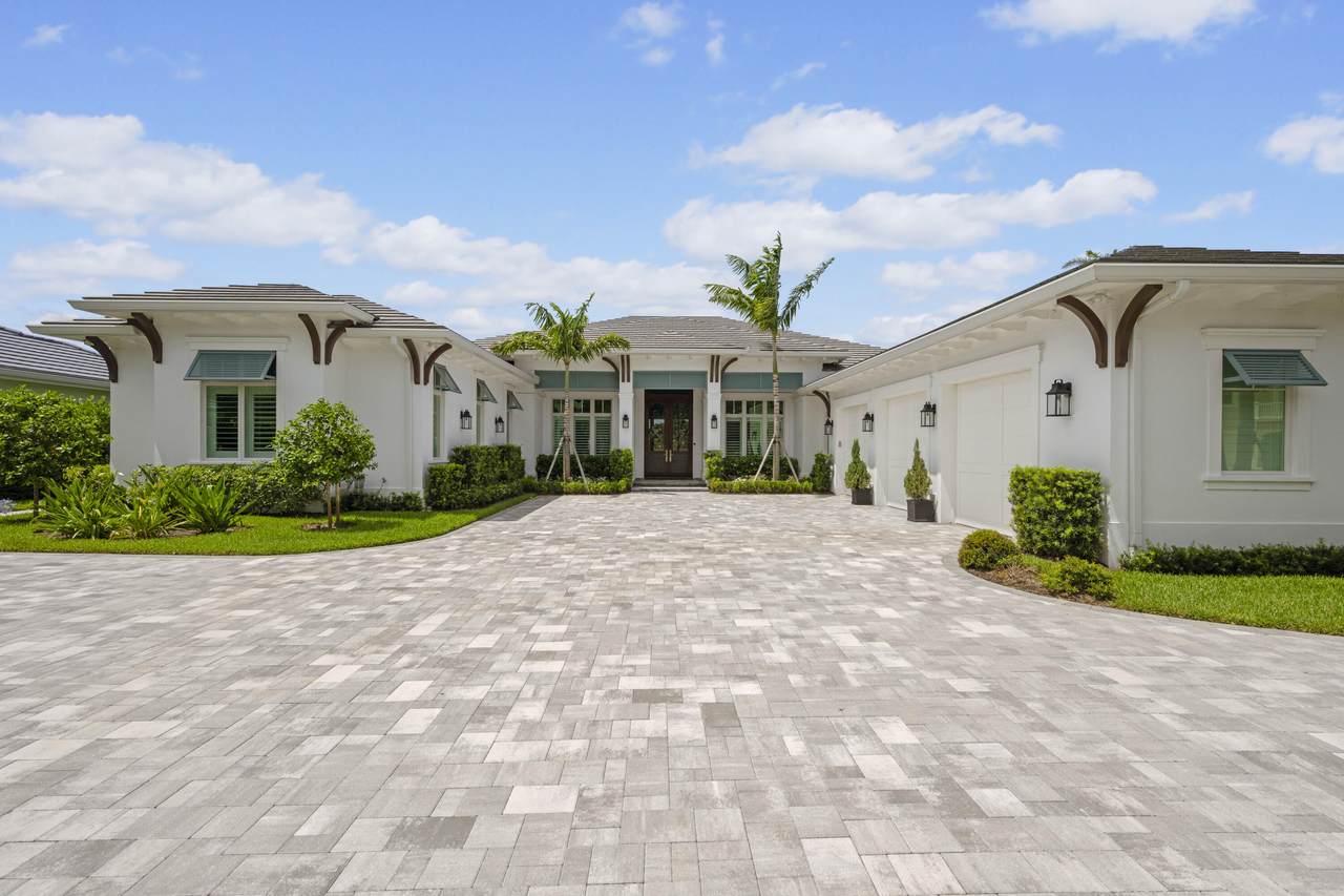 206 Locha Drive - Photo 1