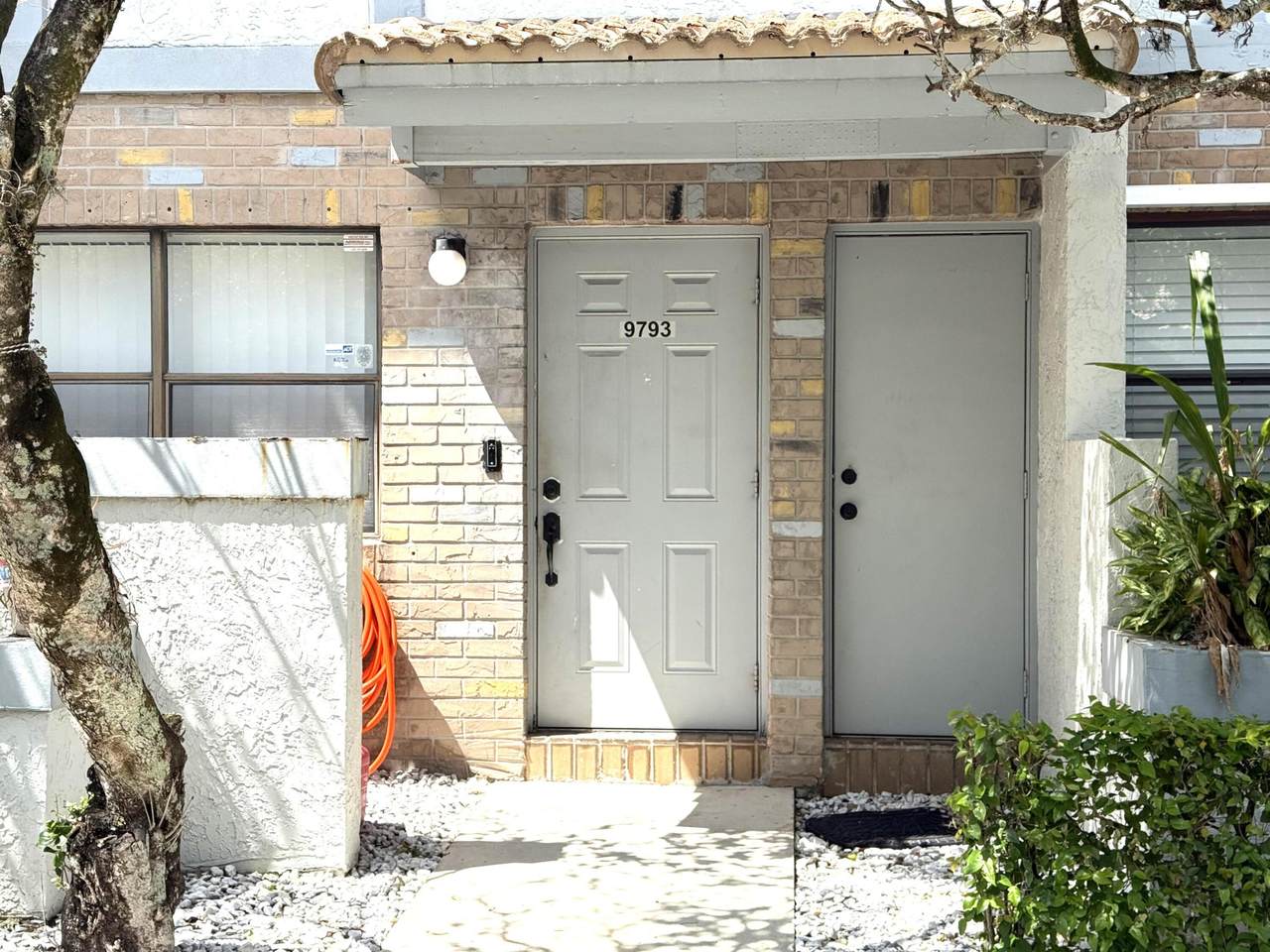 9793 Riverside Drive - Photo 1