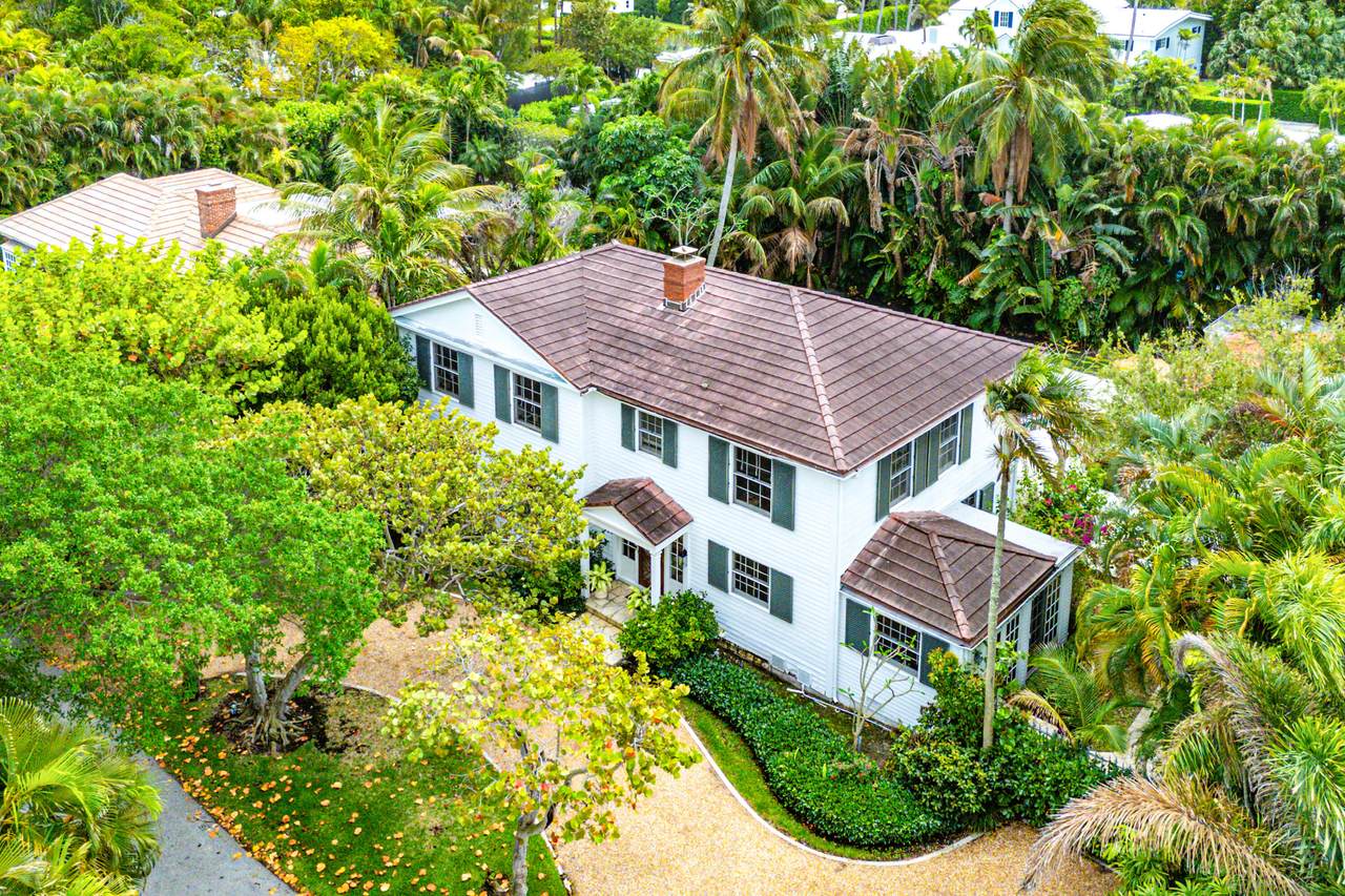 210 Merrain Road - Photo 1