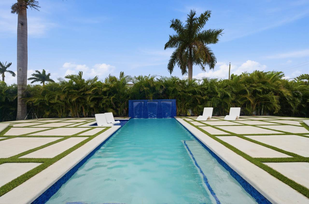 1629 1st Avenue - Photo 1