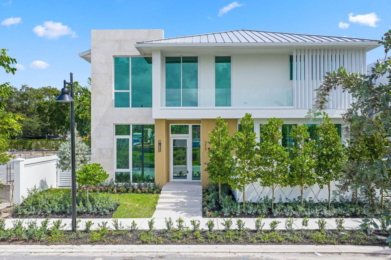 330 Grove Place - Photo 1