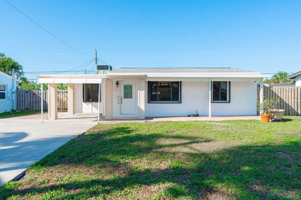 3110 Scanlan Avenue - Photo 1