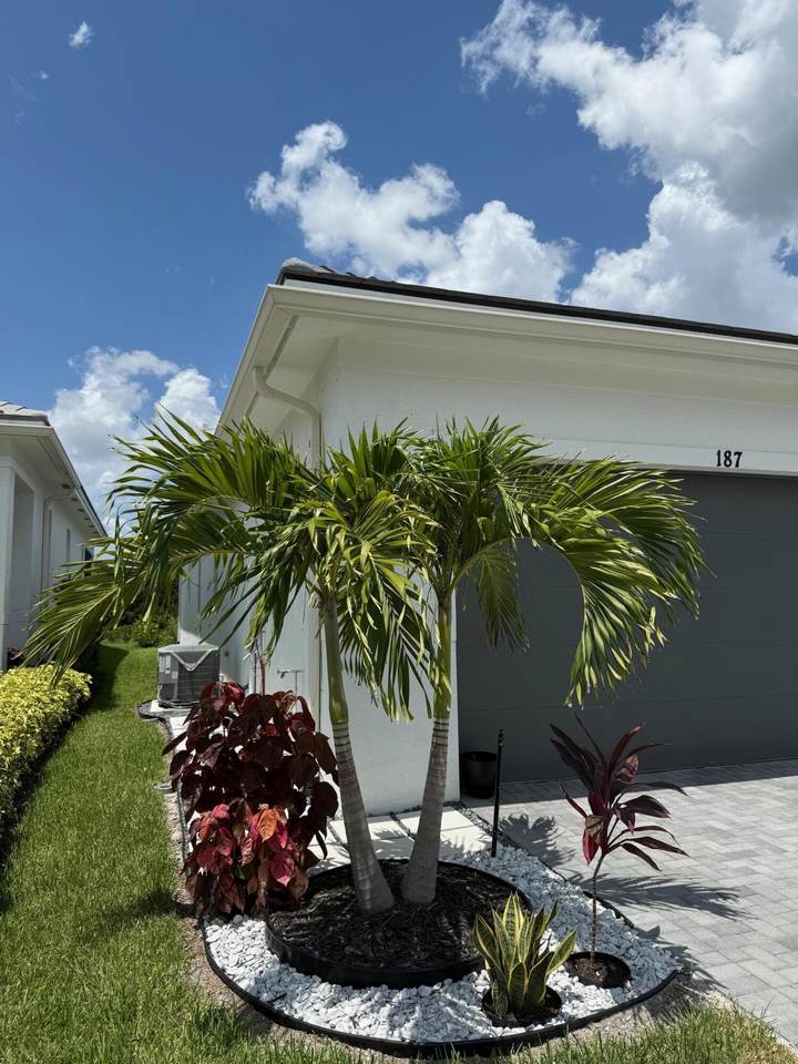 https://bt-photos.global.ssl.fastly.net/beaches/1280_boomver_1_B26010247-2.jpg