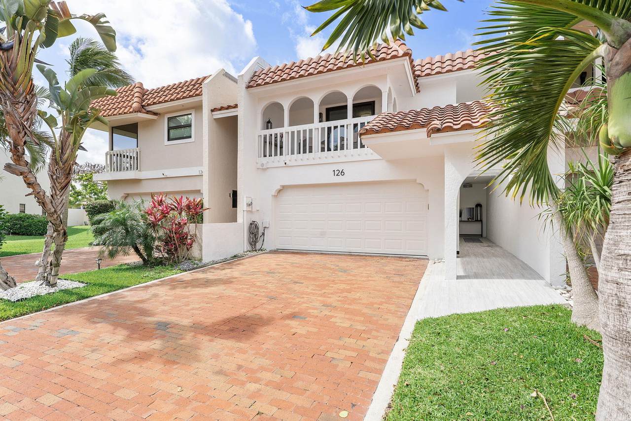 126 Harbor Circle - Photo 1