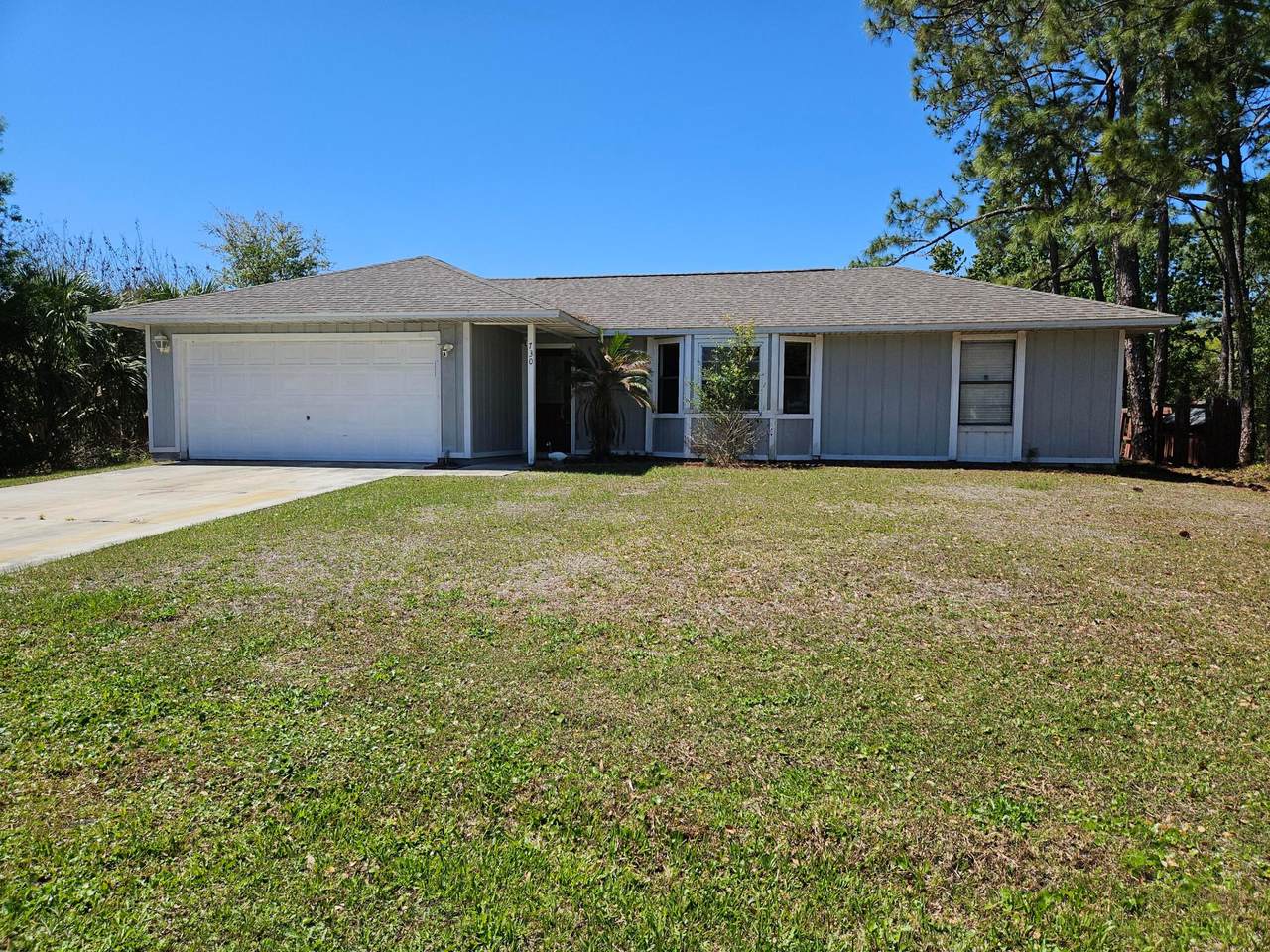 730 Daniels Ave Avenue - Photo 1