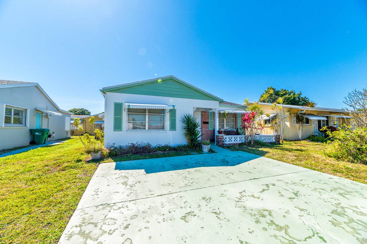4810 49th Drive - Photo 1