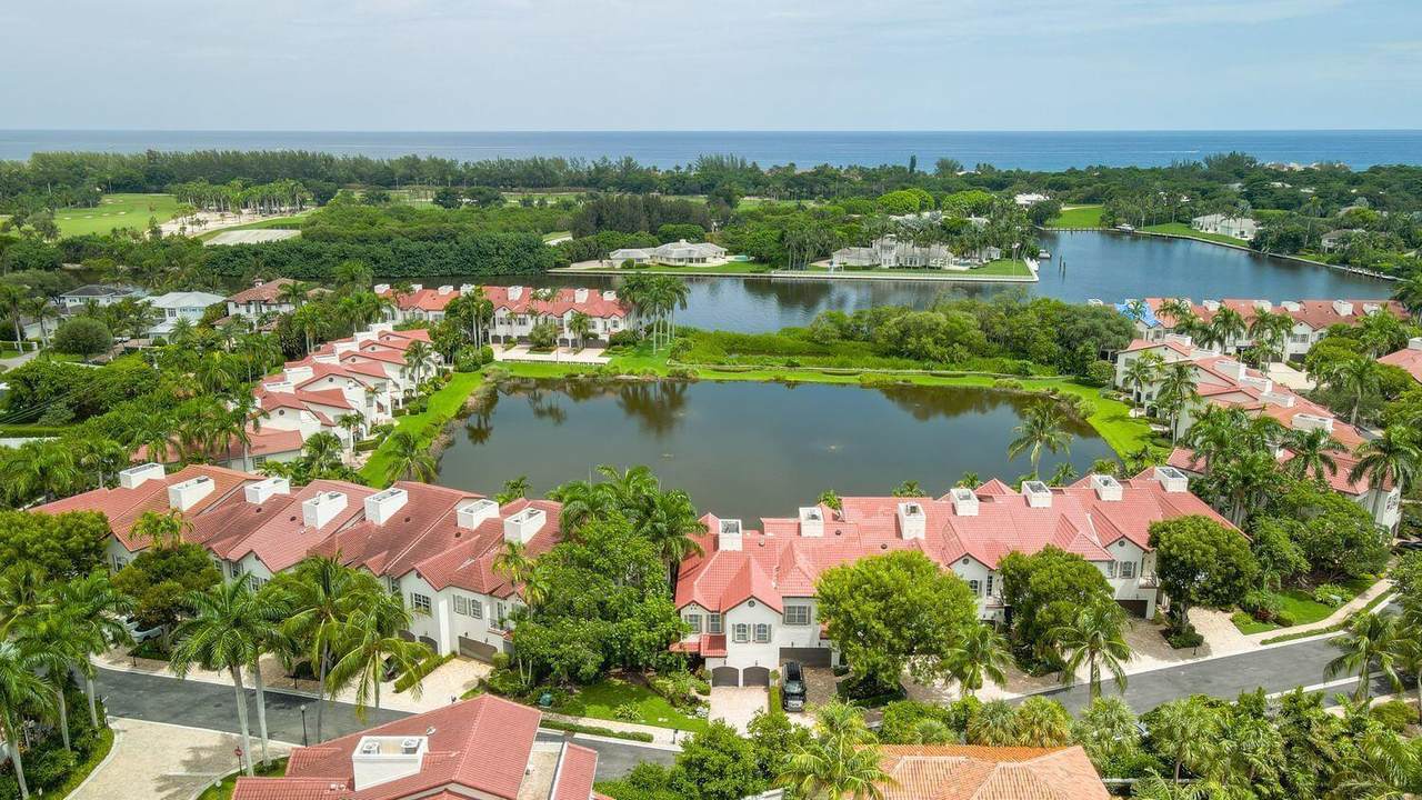 https://bt-photos.global.ssl.fastly.net/beaches/1280_boomver_1_B26010849-2.jpg