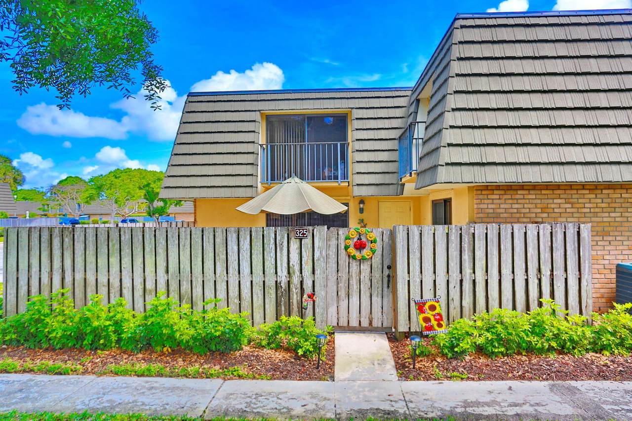 325 3rd Way - Photo 1