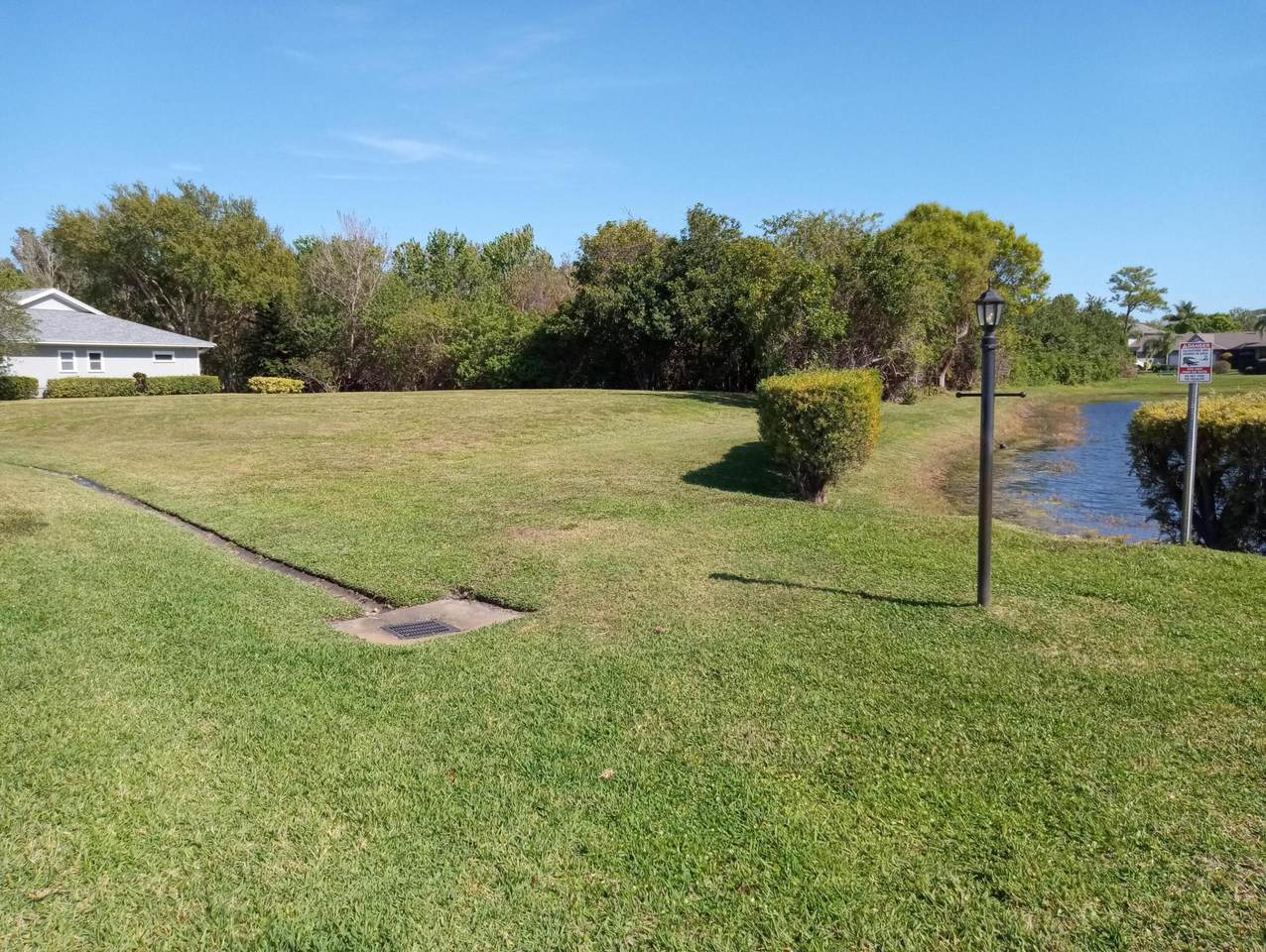 630 Pointe Ct - Photo 1
