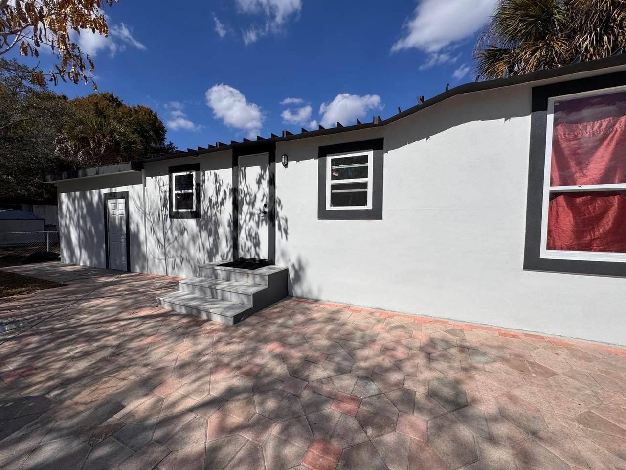 357 Hunting Club Avenue - Photo 1