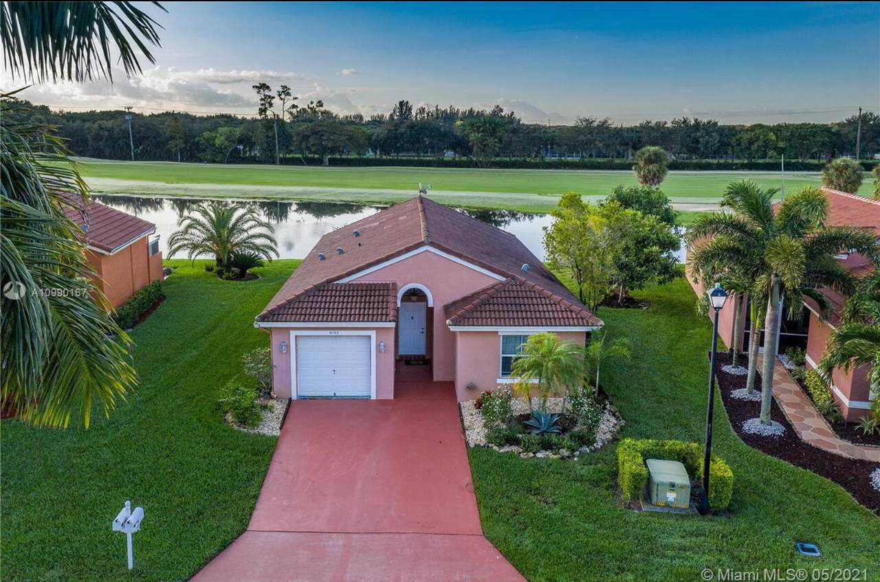 8193 Pelican Harbour Drive - Photo 1