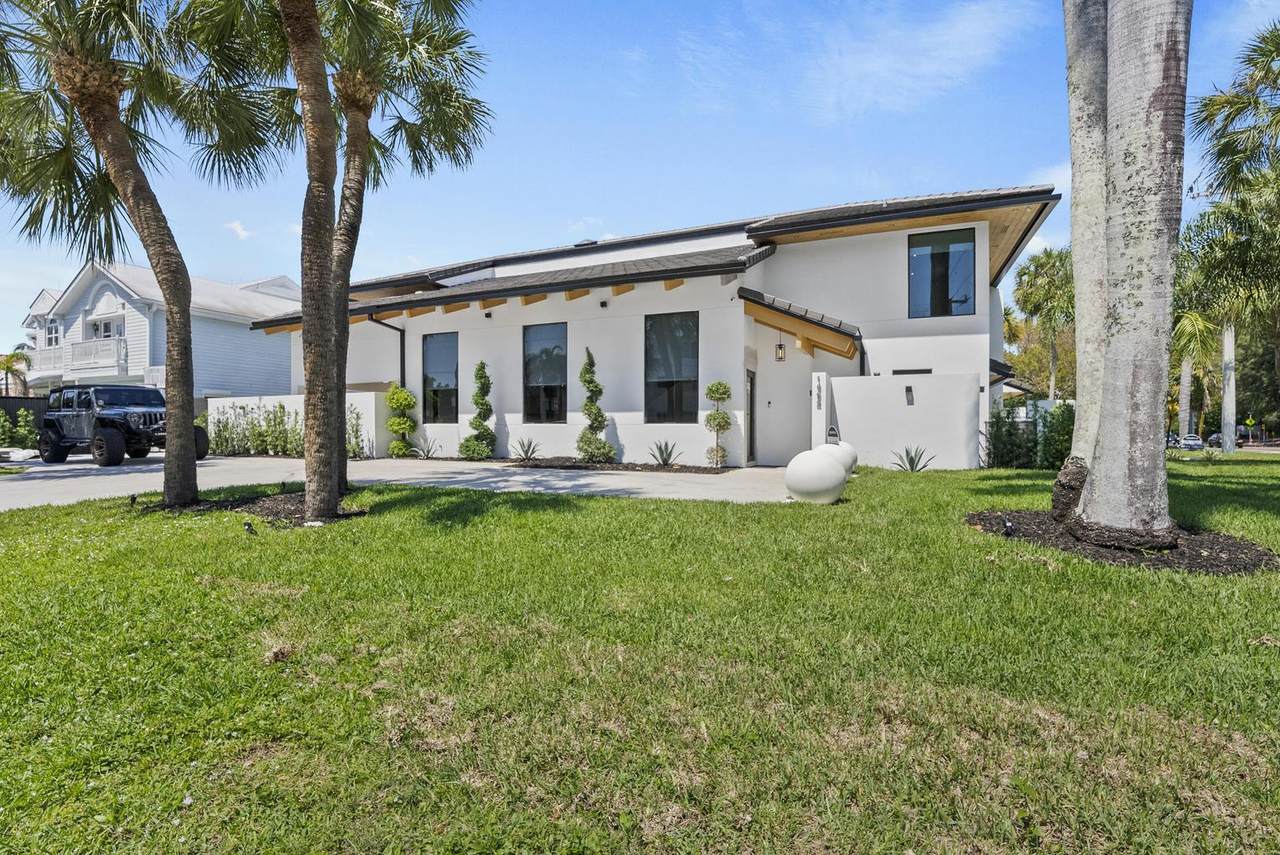 1692 Ocean Boulevard - Photo 1