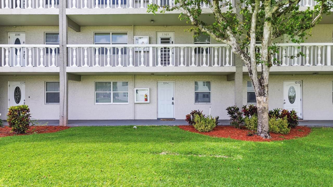 9856 Marina Boulevard - Photo 1