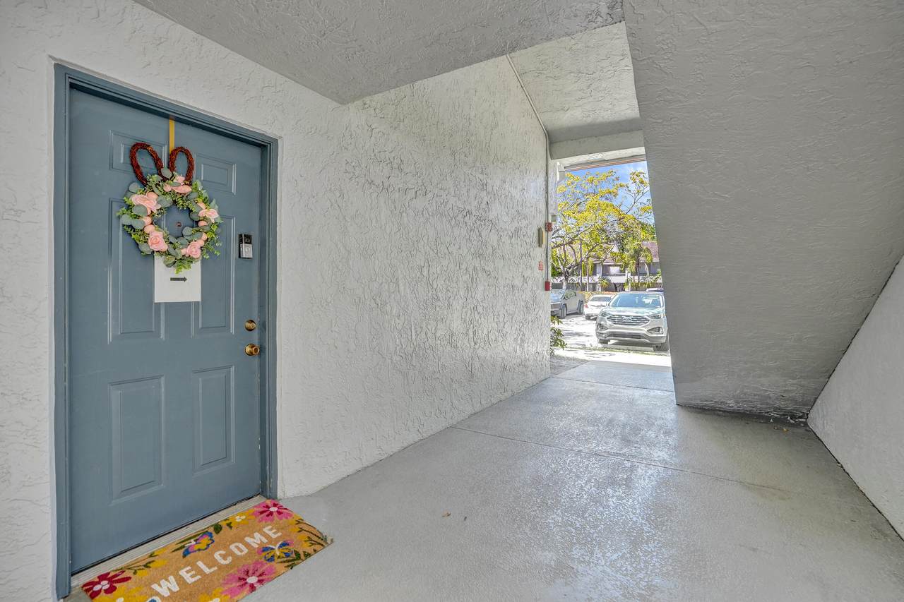 801 Lyons Road - Photo 1