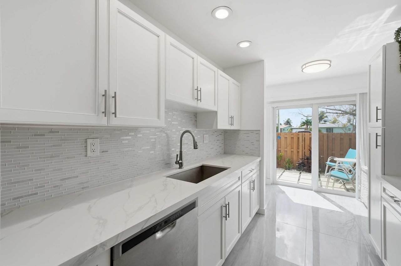 10875 29th Manor - Photo 1