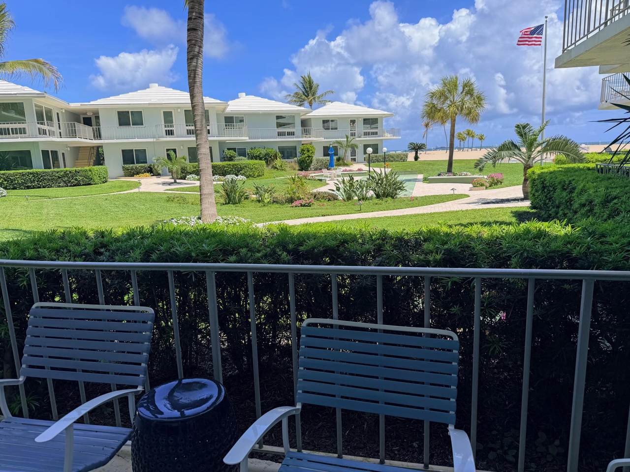 https://bt-photos.global.ssl.fastly.net/beaches/1280_boomver_1_B26013161-2.jpg