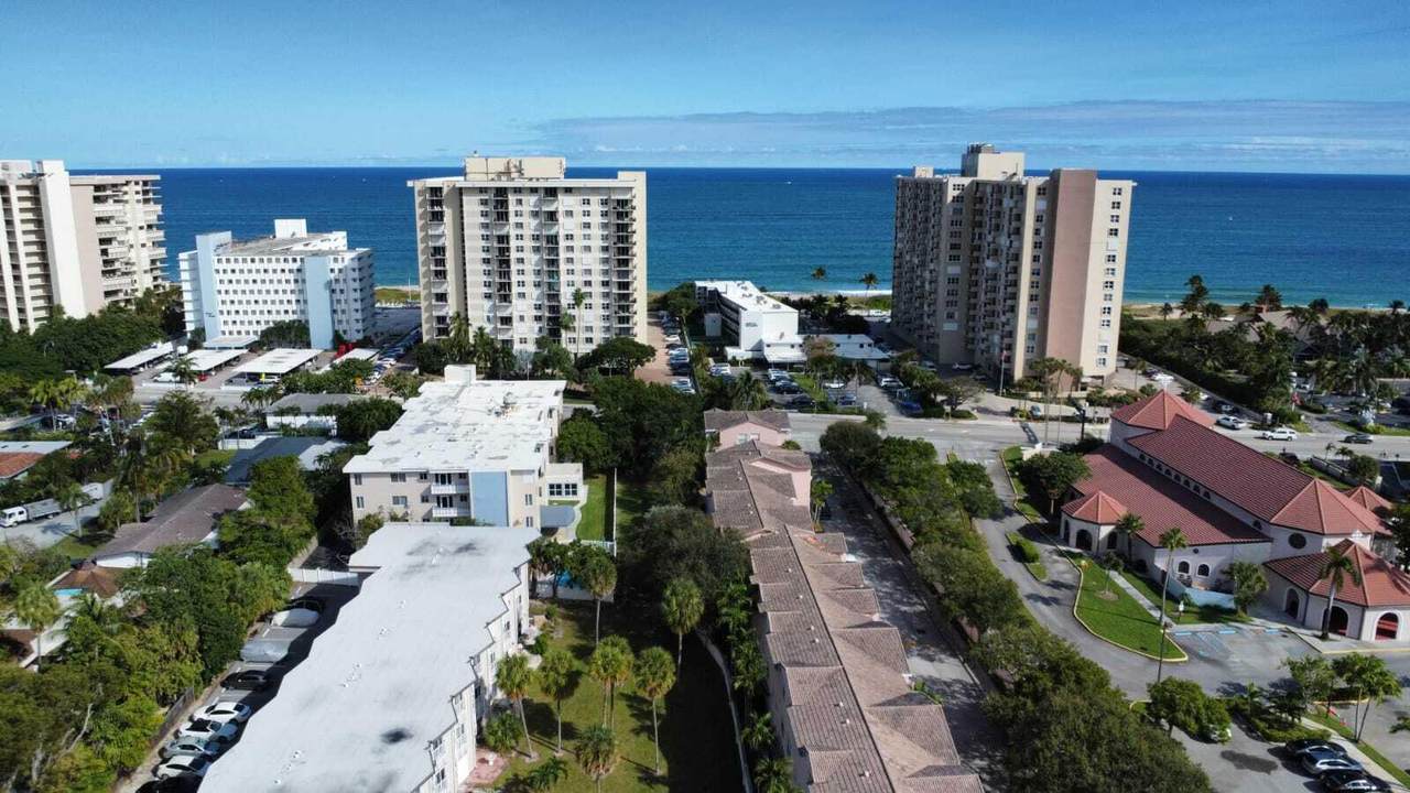 1967 Ocean Boulevard - Photo 1