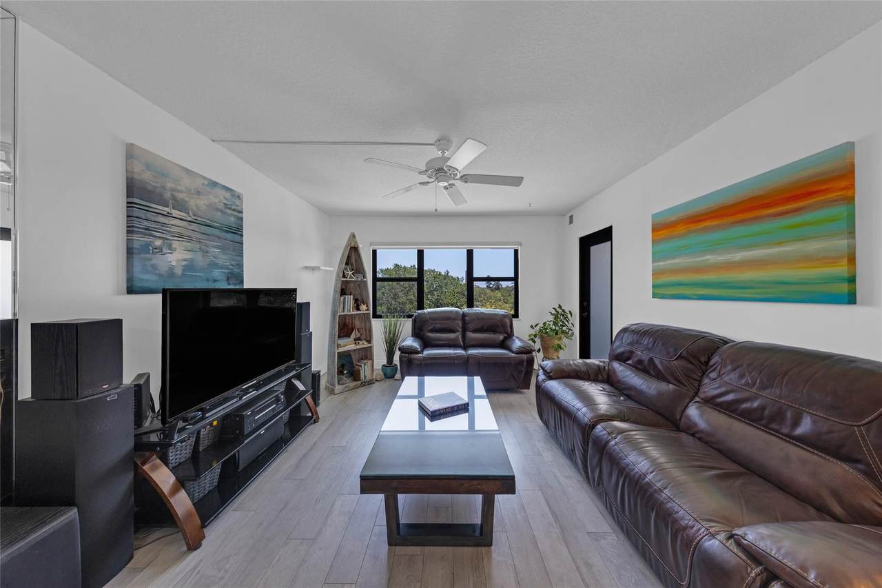900 River Reach Drive - Photo 1