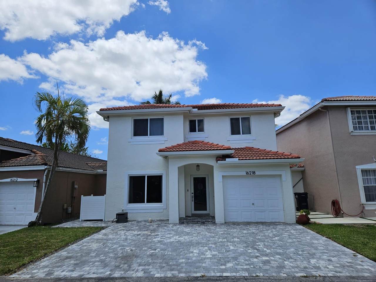 16218 100th Terrace - Photo 1