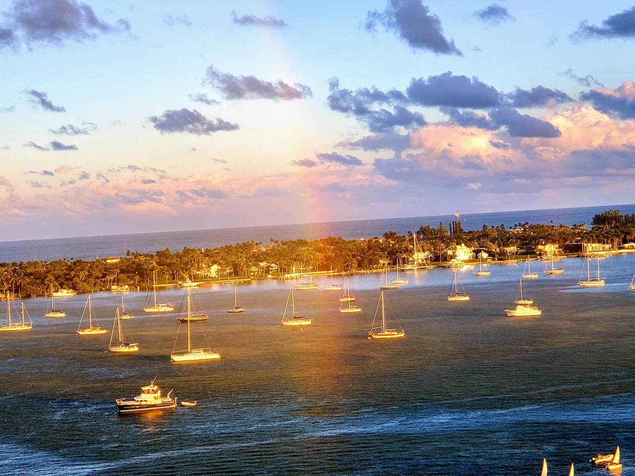 https://bt-photos.global.ssl.fastly.net/beaches/1280_boomver_1_B26015055-2.jpg