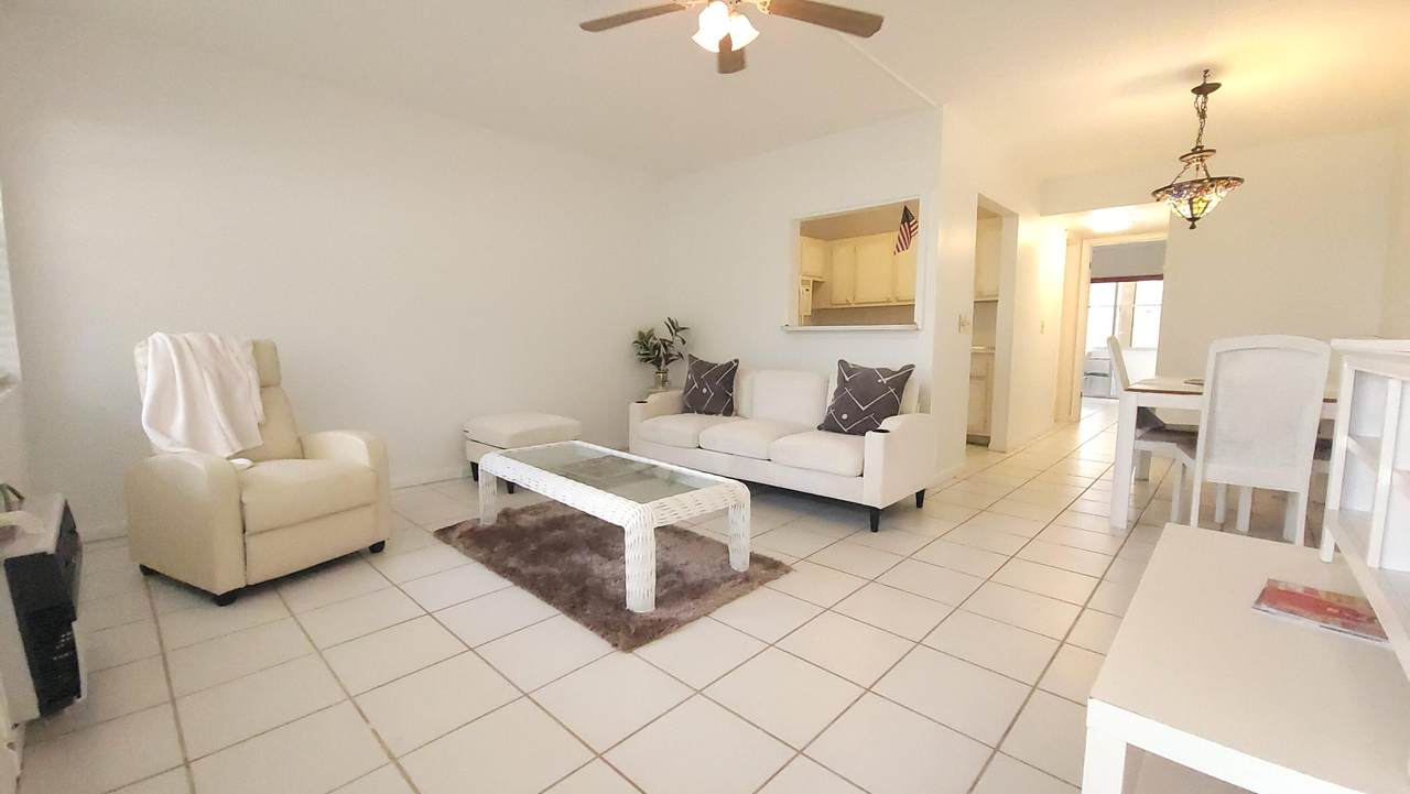 319 Chatham P - Photo 1