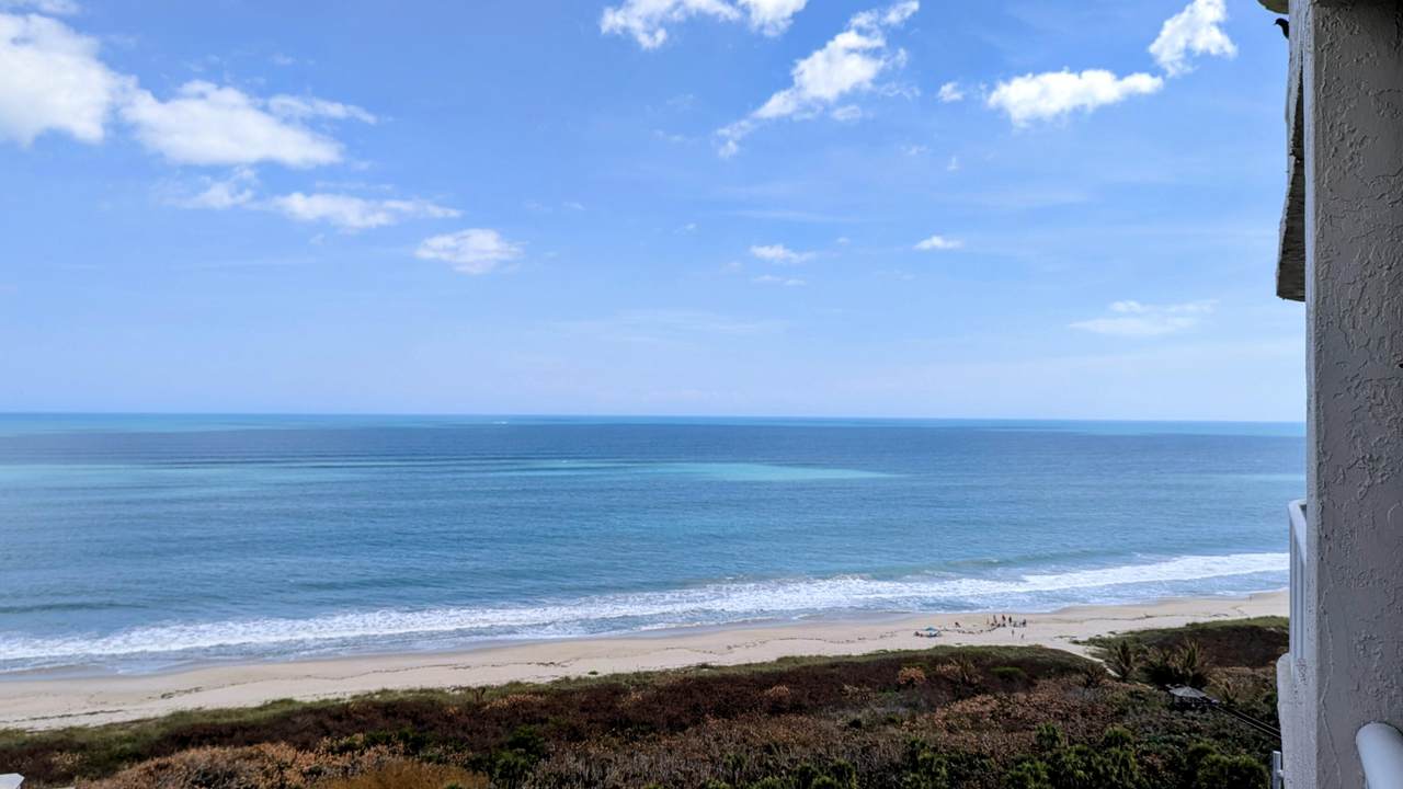 https://bt-photos.global.ssl.fastly.net/beaches/1280_boomver_1_B26015308-2.jpg