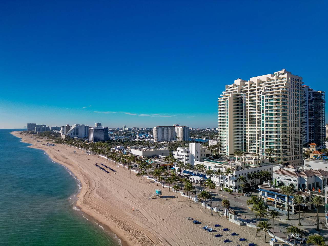 https://bt-photos.global.ssl.fastly.net/beaches/1280_boomver_1_B26015432-2.jpg