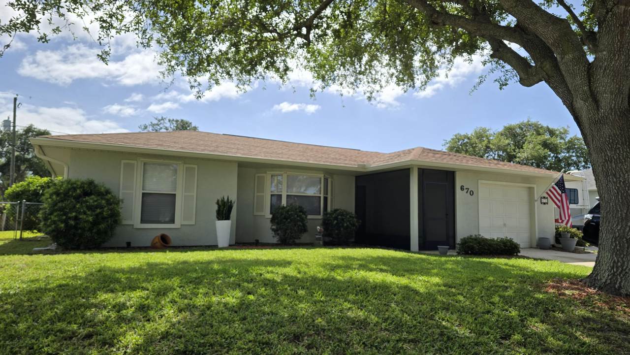 670 Nobles Street - Photo 1