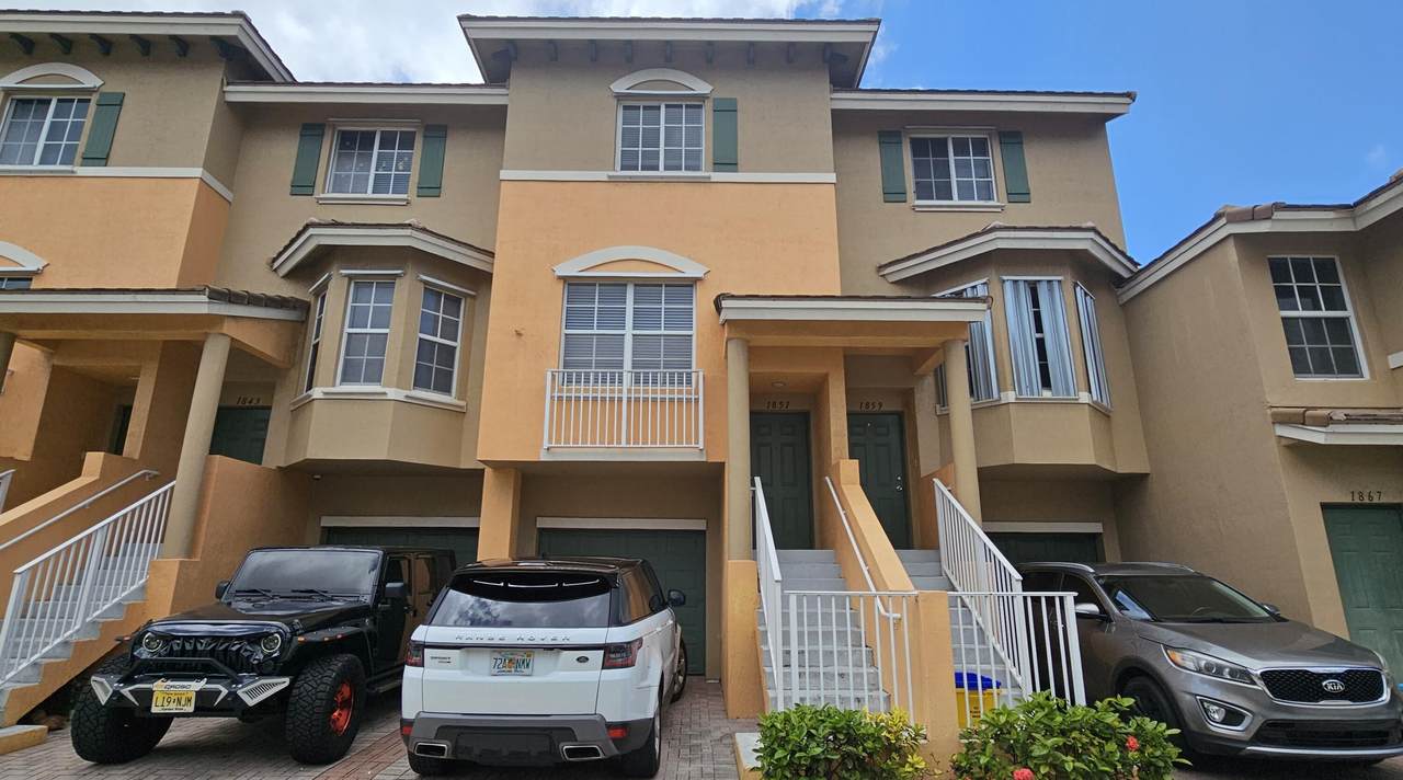 1851 5th Street - Photo 1