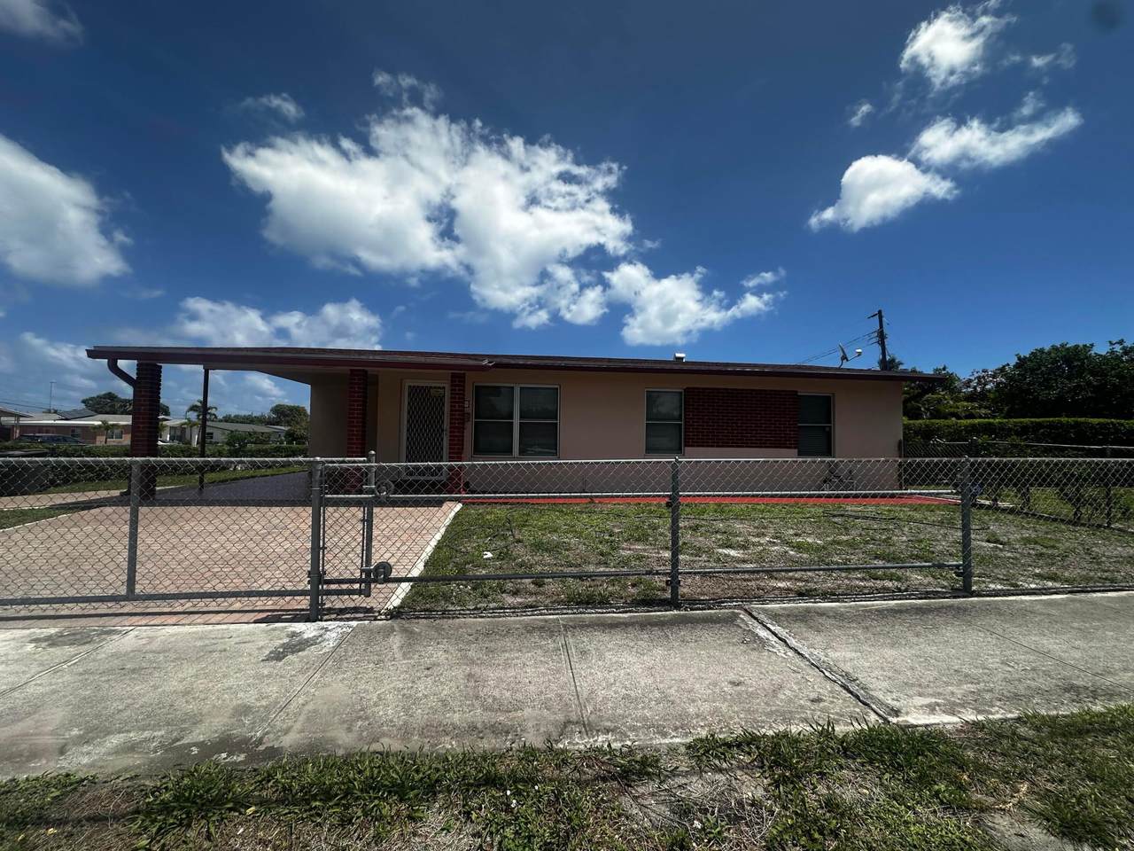 3500 Lake Avenue - Photo 1