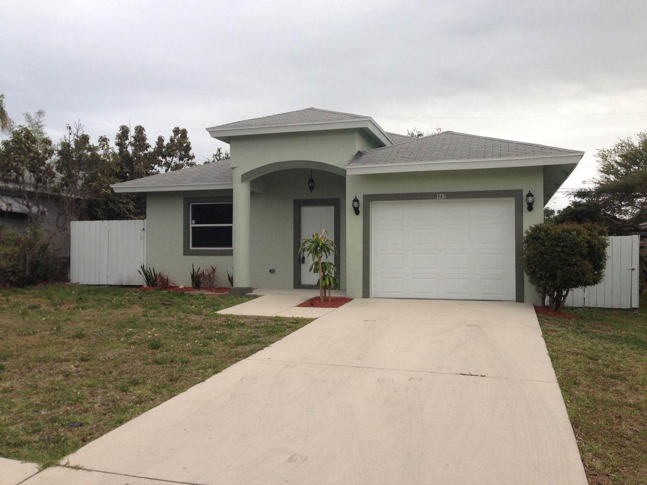 1731 Lavue Avenue - Photo 1