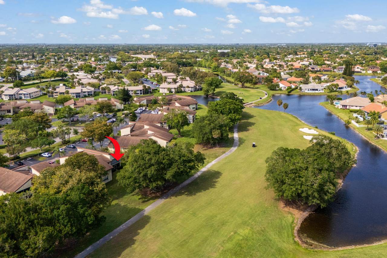 8770 Holly Court - Photo 1