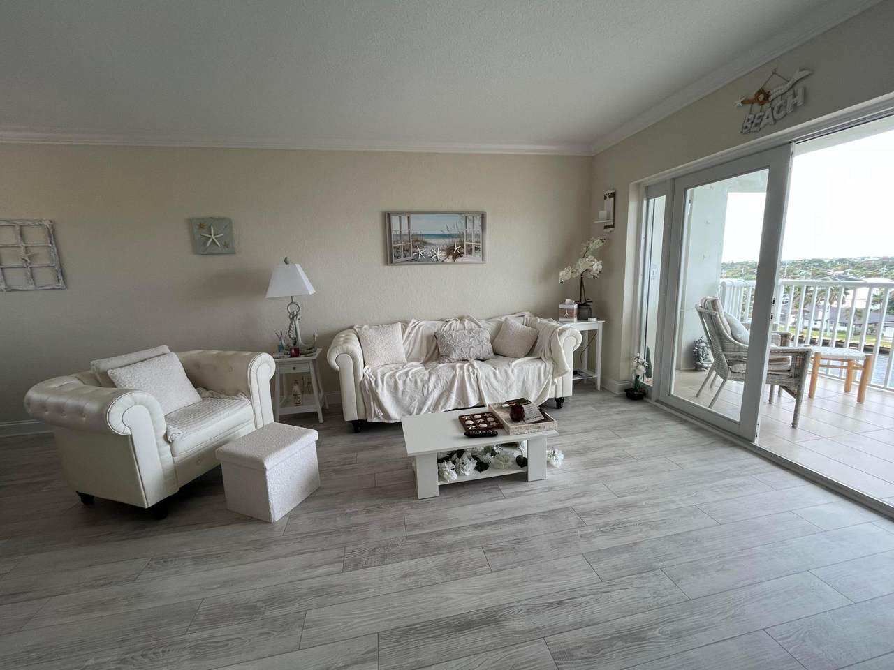 https://bt-photos.global.ssl.fastly.net/beaches/1280_boomver_1_B26016831-2.jpg