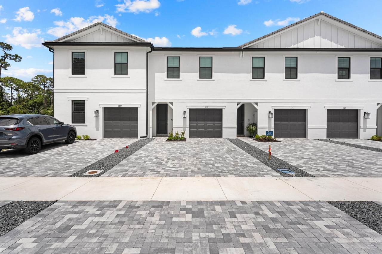 4333 Efendi Drive - Photo 1