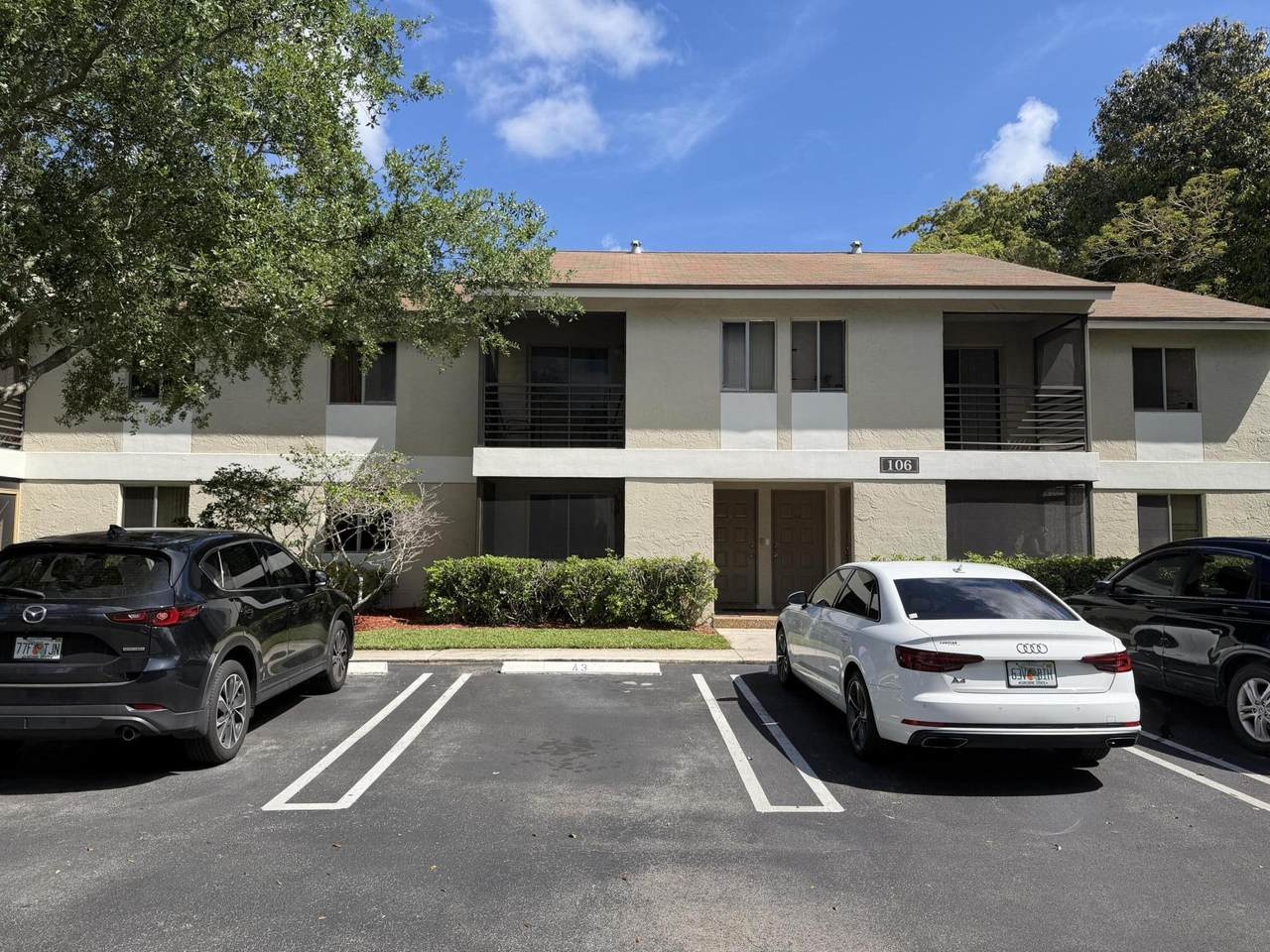 106 Gardens Drive - Photo 1