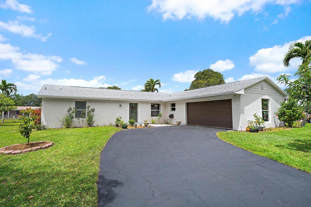 9831 Hyacinth Circle - Photo 1