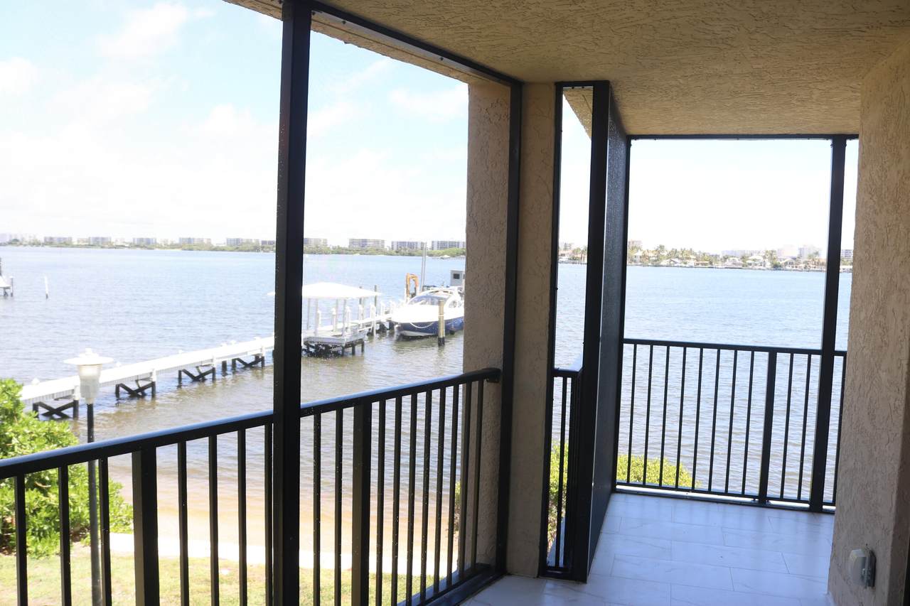 896 Federal Highway - Photo 1