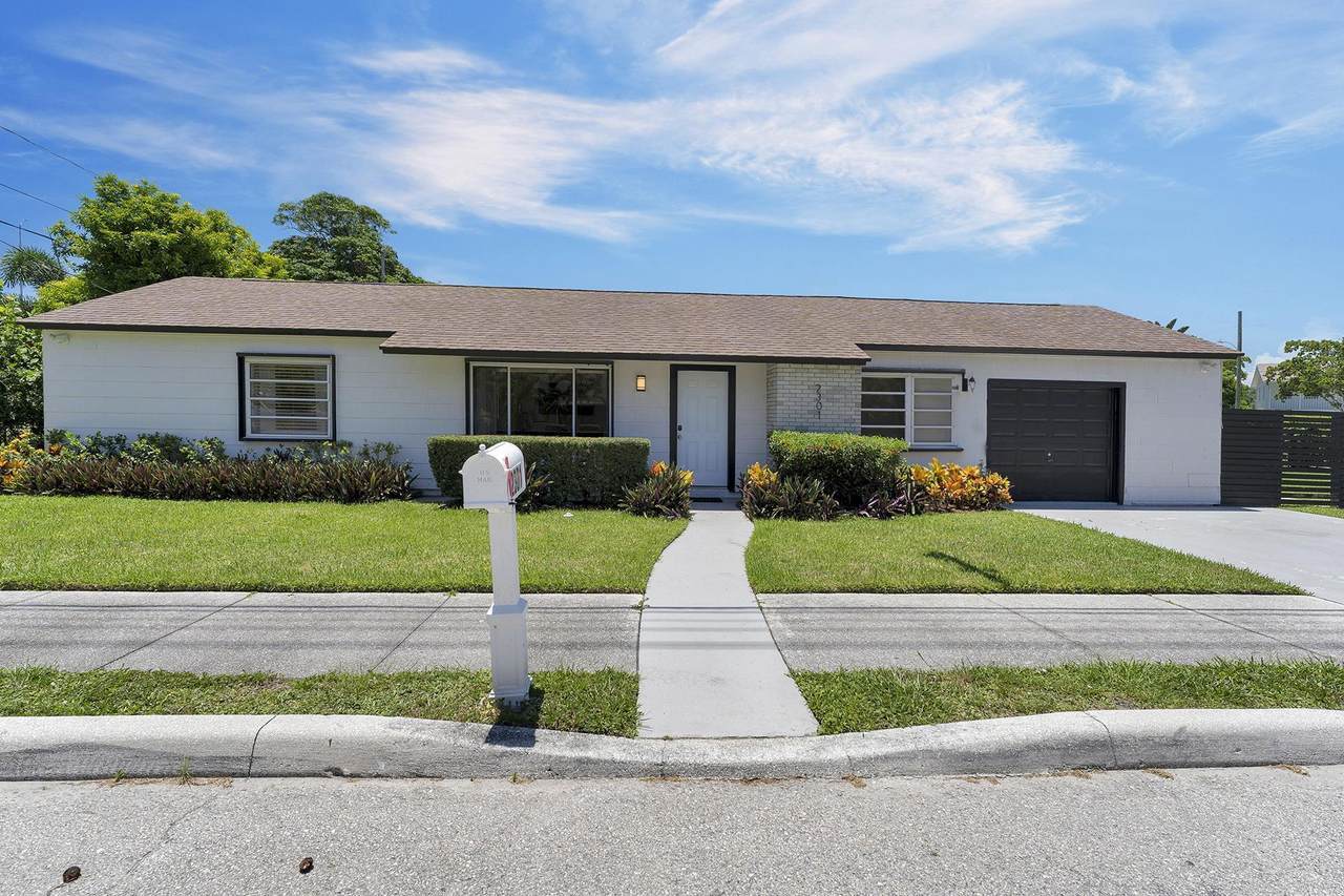 2301 Ridgeway Avenue - Photo 1
