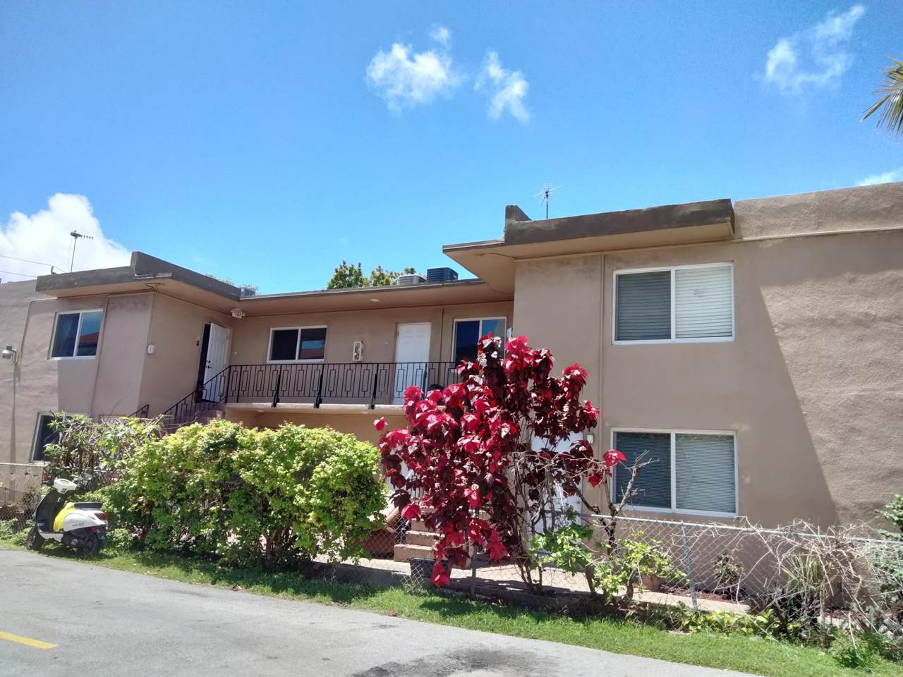 460 7th Street - Photo 1