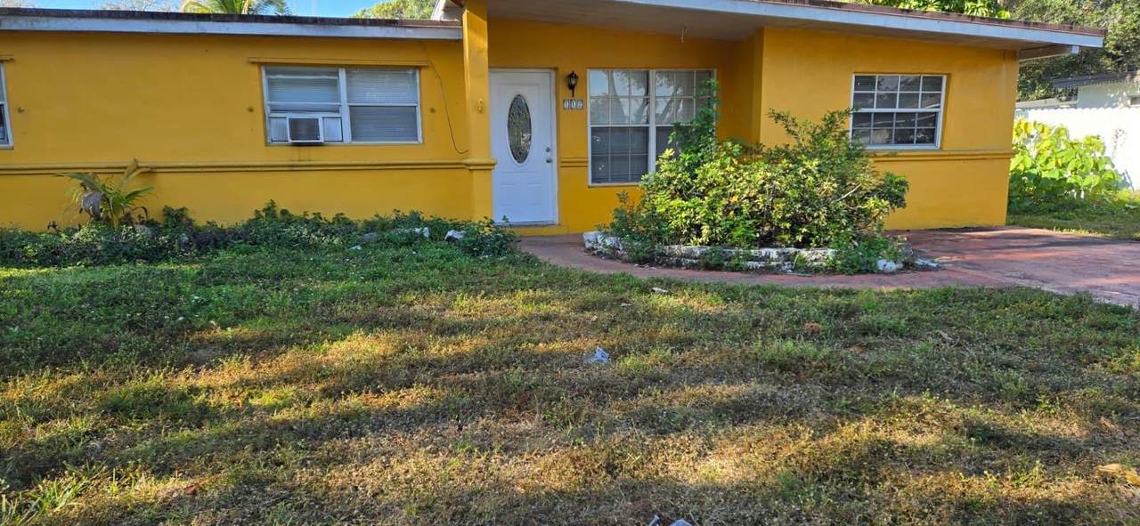 112 Newton Road - Photo 1