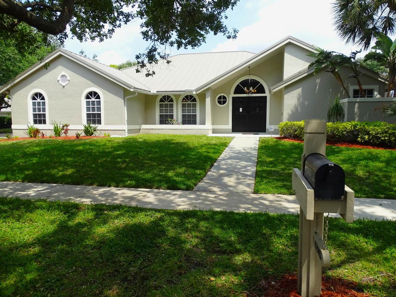 6325 Winding Lake Drive - Photo 1