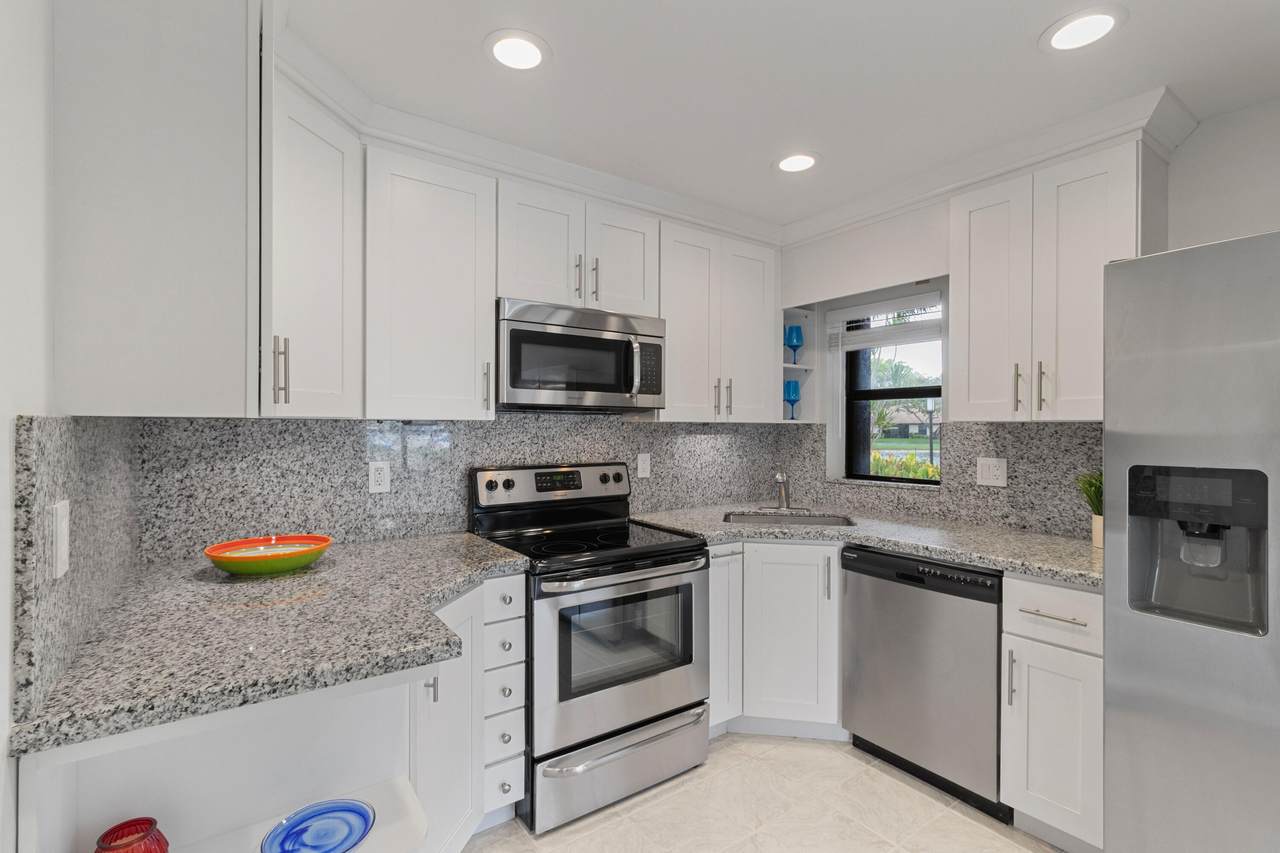 8641 Boca Glades Blvd Boulevard - Photo 1